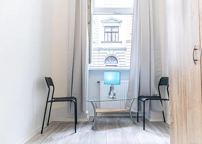 Comfy 3br For Long & Budget Friendly Bécs